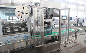 Labeling machine