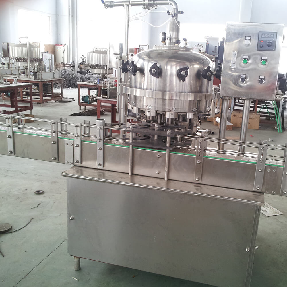 12 Heads Carbonated Drink Can Filling Machine