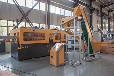 automatic PET bottle blowing machine
