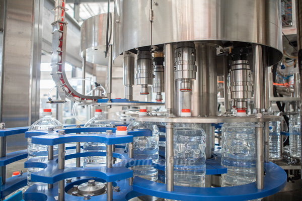 Oil Filling Capping Machine