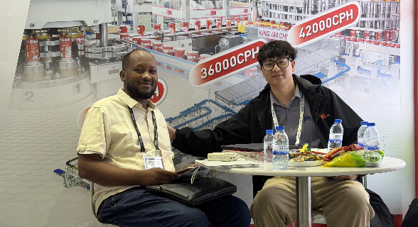 20251104210247_883_43 20251104210247_883_43