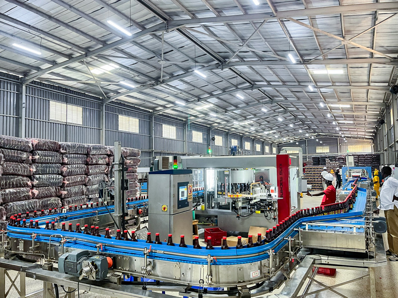 Beverage Filling Line.jpg Beverage Filling Line.jpg