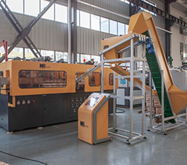 Why You Need Automatic PET Bottle Blowing Machine