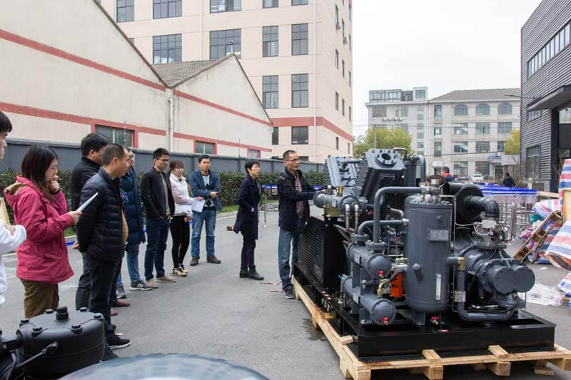 Oil-free Water Screw Compressor