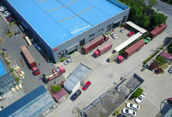 beverage filling machine.jpg beverage filling machine.jpg